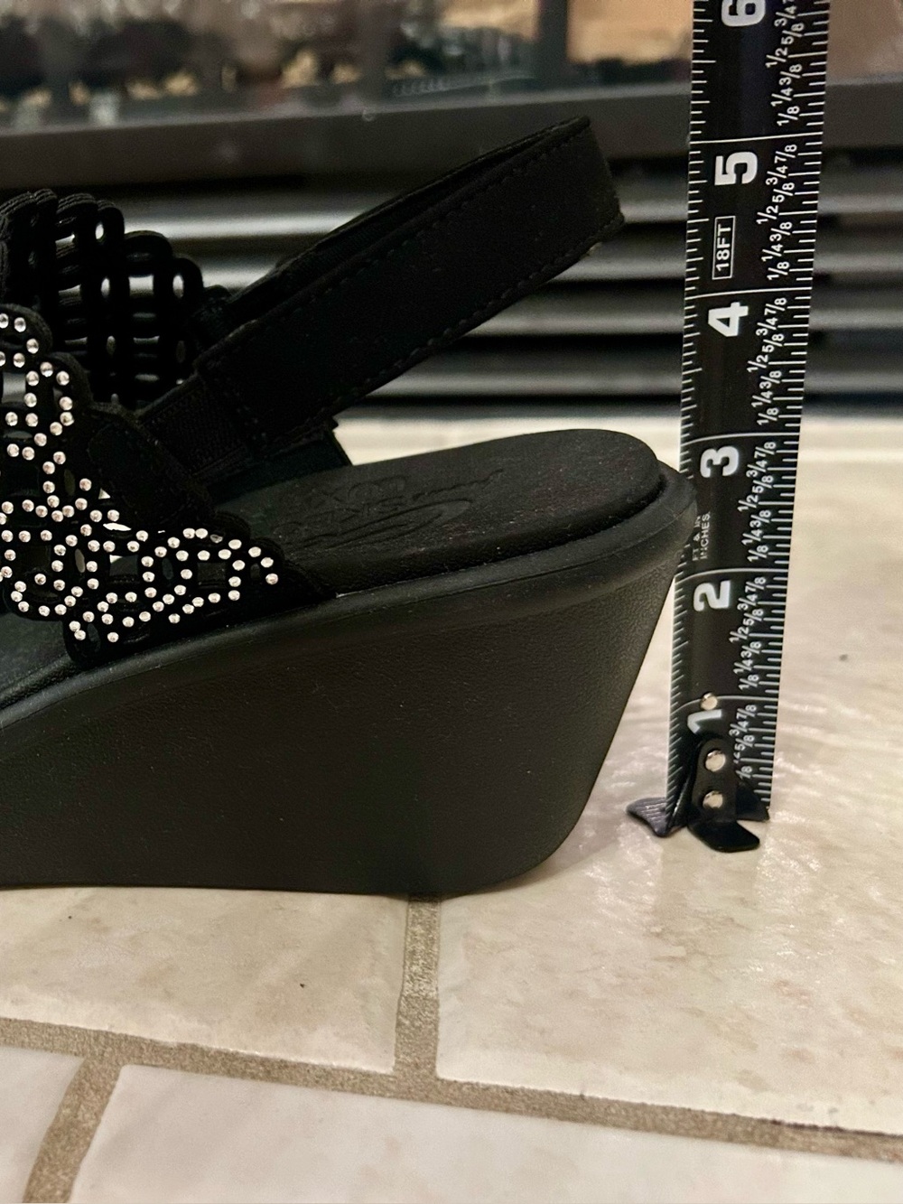 New black Skechers Women's Rumble On Sassy Dayz Wedge Slip On Sandals - Size 9 - Picture 3 of 15